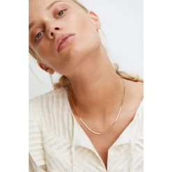 Oliver Bonas Zale Skinny Gold Plated Snake Chain Necklace -Oliver Bonas Shop unnamed file 1343