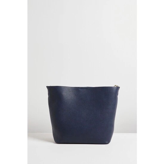 Oliver Bonas Gabby Green Hobo Tote Bag 5 Oliver Bonas Gabby Green Hobo Tote Bag - Image 3