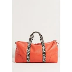 Oliver Bonas Hattie Orange Leopard Prin Holdall Weekend Bag -Oliver Bonas Shop unnamed file 1909