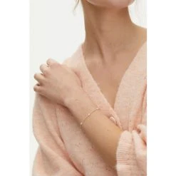 Oliver Bonas Mila White Pearl Detail Gold Plated Brass Chain Bracelet -Oliver Bonas Shop unnamed file 2134