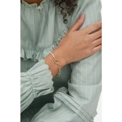 Oliver Bonas Womens White Odina Half Chain & Pearl Fob Clasp Gold Plated Brass Bracelet -Oliver Bonas Shop unnamed file 2166