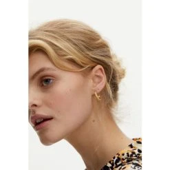 Oliver Bonas GOLD Tone Cordelia Multi Flower Casting Hoop Earrings -Oliver Bonas Shop unnamed file 335