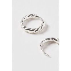 Oliver Bonas Silver Tone Cisco Twisted Huggie Earrings -Oliver Bonas Shop unnamed file 575