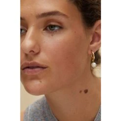 Oliver Bonas Gold Tone Thea Faux Pearl Drop Textured Hoop Earrings -Oliver Bonas Shop unnamed file 756
