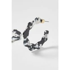 Oliver Bonas Black Eden Wavy Monochrome Resin Hoop Earrings -Oliver Bonas Shop unnamed file 833